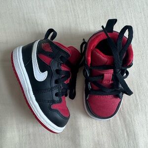 Jordan Kids Black and Red Sneakers